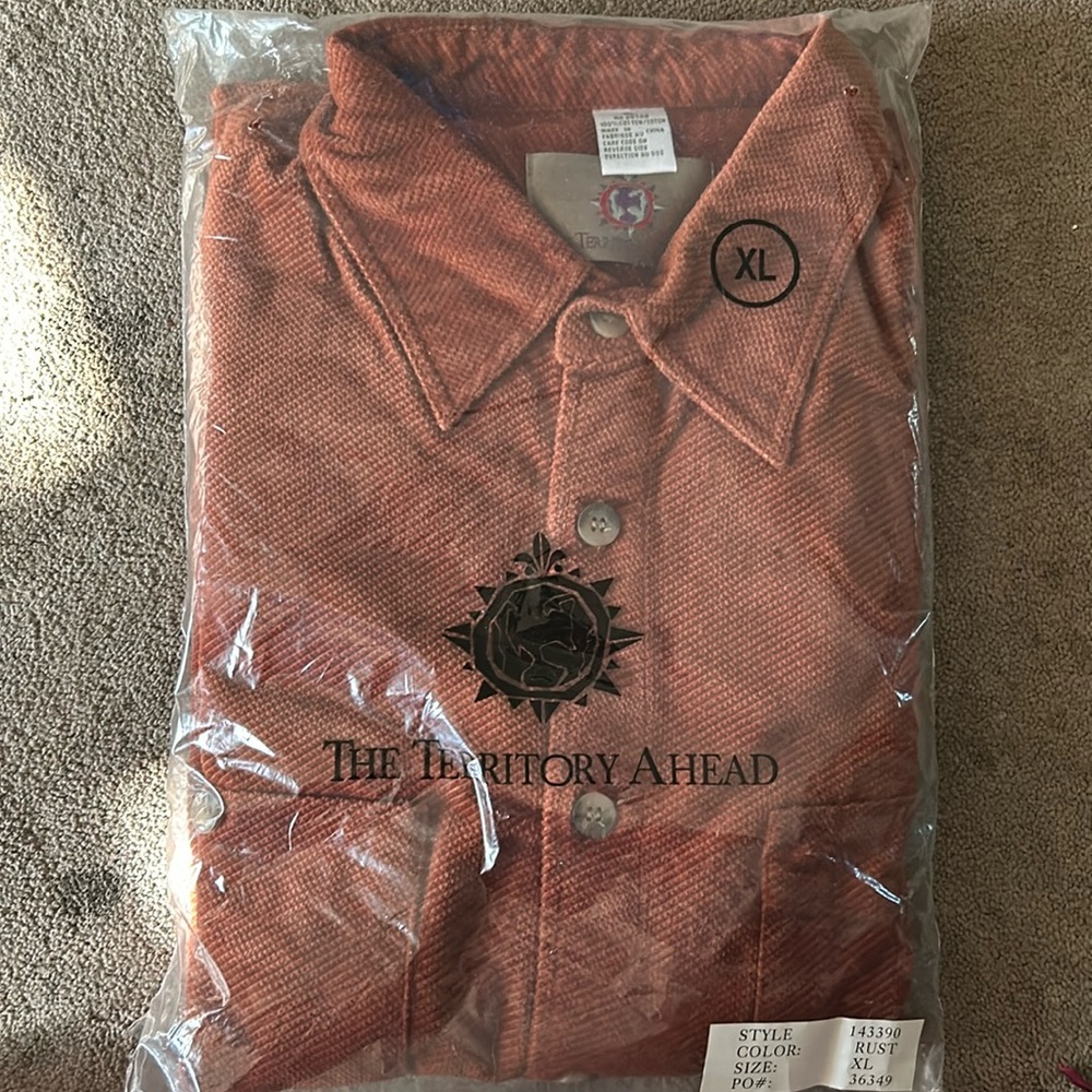 NEW IN PLASTIC The Territory Ahead men’s XL rust button-down long sleeve shirt